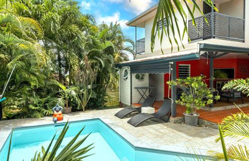 Le Lamentin Villa | Villa élégante avec jardin au Lamentin et piscine privée.