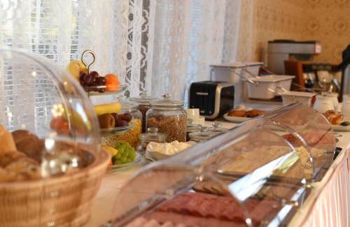 Velke Losiny Maison | Villa Žerotín Penzion Bed & Breakfast