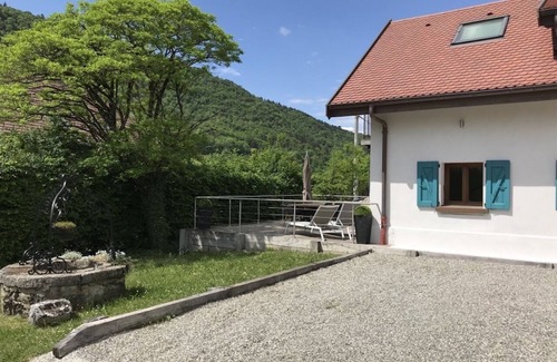 Sevrier Maison | Villa à 200 m du lac d'Annecy avec terrasse et parking