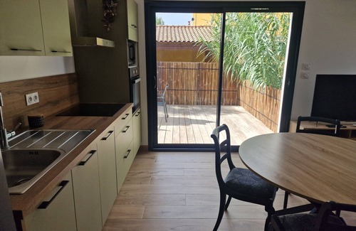 Langlade Villa | villa 200 m2 + appartement 45 m2 dans un superbe jardin exotique avec piscine