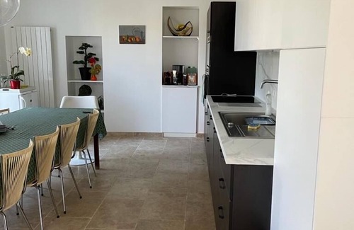 Olonne-sur-Mer Maison | Villa 250 m2, 13 p rénovée avec piscine privée sécurisée proche plages et marais