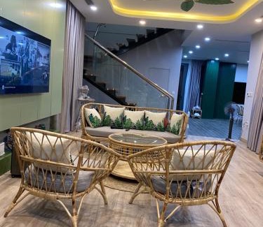 Phuc Yen Cabine | Villa 3 bedrooms Venus Flamingo Resort free ticket F12 or F24