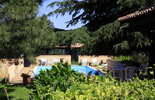 Bouillargues Villa | VILLA 300m2 SUR TERRAIN CLOS ET ARBORE DE 1750m2 PISCINE.