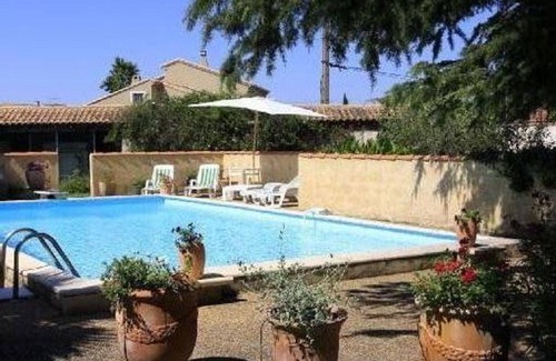 Bouillargues Villa | VILLA 300m2 SUR TERRAIN CLOS ET ARBORE DE 1750m2 PISCINE.