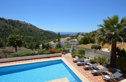 Benitachell Villa | Grande villa bien équipée / Piscine privée / Vue mer / Jardin / Terrasse / Wifi