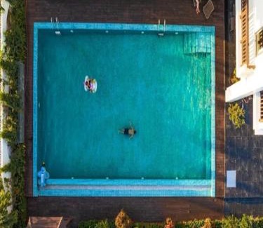 Ha Long Appartement | Villa 5 phòng ngủ víp - Tuần Châu - Sát biển