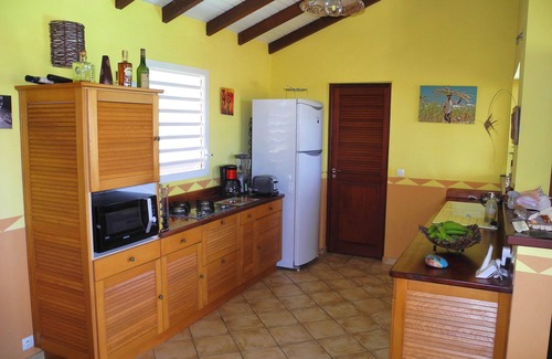 Sainte-Rose Villa | Villa 6/8 personnes avec piscine, vue panoramique, 300 m plage