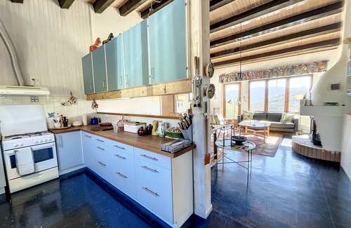 Oms Villa | Villa 6 Personnes Avec Piscine Cadre Exceptionnel Dans la Montagne