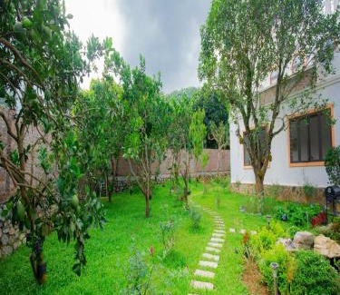 Luong Son Appartement | Villa 6 Phòng ngủ - Đầy đủ tiện ích - bể bơi - bàn bi a - Hoà Bình