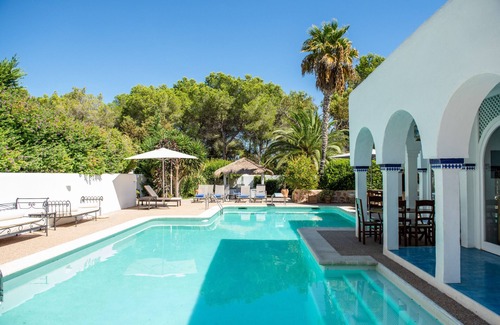 Santa Eulalia del Rio Villa | Villa, 7BR, Sea views, walk to the beach, pool house