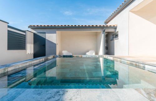 Saint-Genies-de-Malgoires Maison | Villa avec piscine extérieur