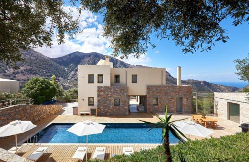 Vrachasi Villa | Villa Adagio with Private Eco-Friendly Heated Pool