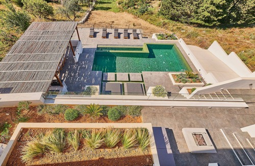 Kanevos Appartement | Kanevos Iconic Villa, with private heated pool!