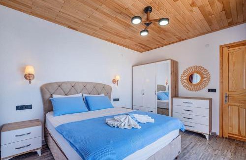 Uzunyurt Maison | Villa Ahenk / Faralya