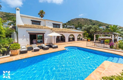 Cala del Portet Villa | Villa ALESSIA by Abahana Villas