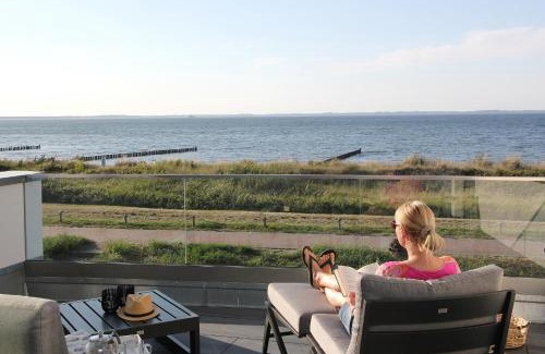 Glowe Appartement | Villa Am Meer Glowe Apartment OG