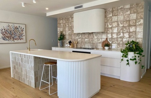 Runaway Bay Maison | Villa Alysea at Runaway Bay - 3 Bedroom, 4 bathroom and 2 living areas