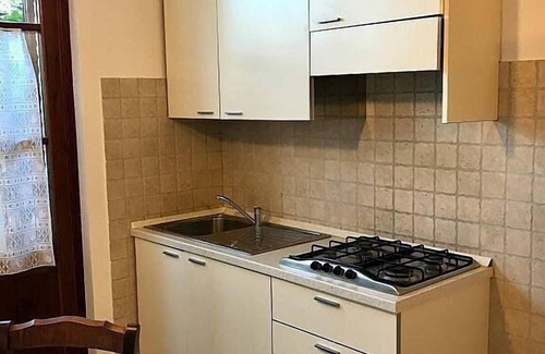 Massa Marittima Maison | Villa Amarena N: A graceful studio apartment in the characteristic style of the Tuscan countryside, with Free WI-FI.