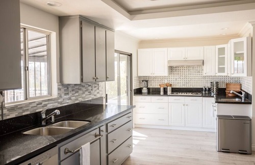 Bonita Maison | Villa Amarone - San Diego - Location, Hilltop View, Hot Tub, Pet friendly