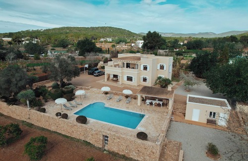 Santa Eulalia del Rio Villa | Villa "Amigo Près de Las Dalias - Nice"