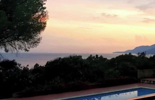 Capitello Villa | Villa Angela with pool and sea view