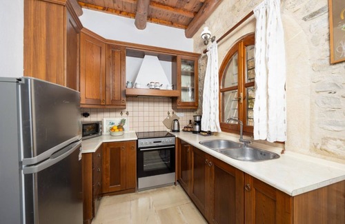 Asteri Villa | Villa Anta - Deux Chambres Villa, Couchages 6