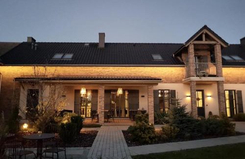 Raciborz Lit Et Petit-Déjeuner | Villa Antiqua