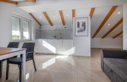 Municipality of Zminj Maison | Villa Antonia, a beautiful pool villa in a large 1900 sqm garden