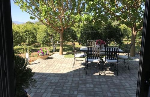 Drepano Villa | Villa apartment with private garden near the beach