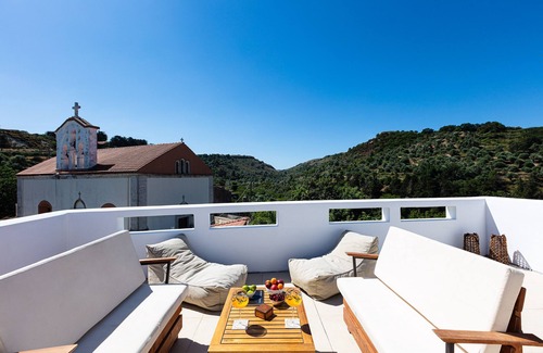 Kare Villa | Villa Aprinia