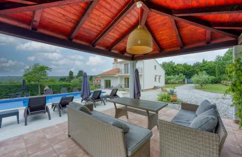 Kapelica Villa | Villa Aqua
