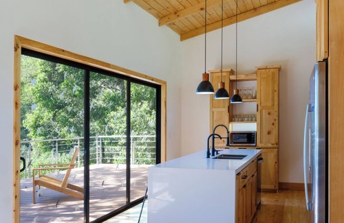 Copey Cabine | "Villa Arrayan" Paraíso Quetzal Lodge, Private, Secure, wildlife.