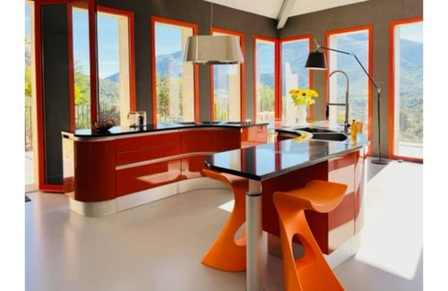 Mollans-sur-Ouveze Villa | VILLA ASTERISK design luxe face au Ventoux