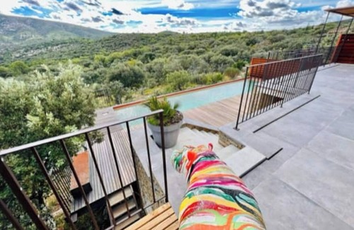 Mollans-sur-Ouveze Villa | VILLA ASTERISK design luxe face au Ventoux