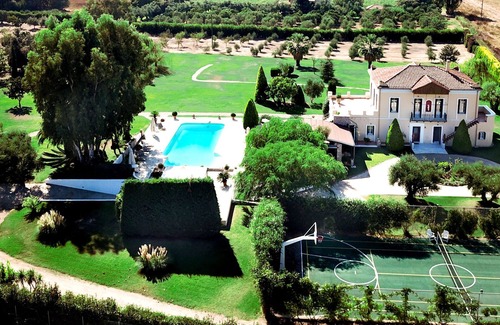 Ilida Villa | Villa de luxe et élégante dans un grand terrain paysager (Ε.Σ.Λ 0415Κ91000447901)