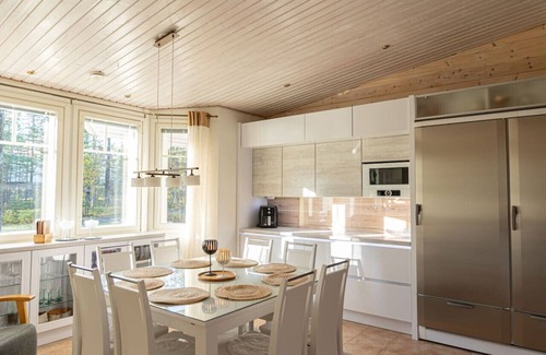 Sinetta Maison | Villa Aurora Sinettä by BookLapland