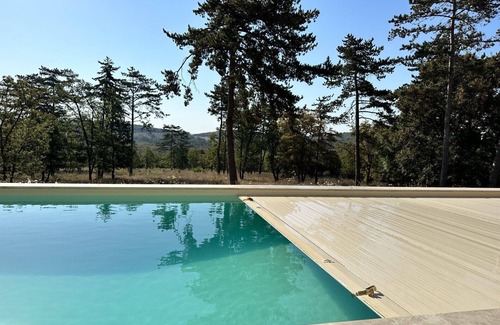 Cenevieres Villa | Villa avec piscine chauffée et vue imprenable