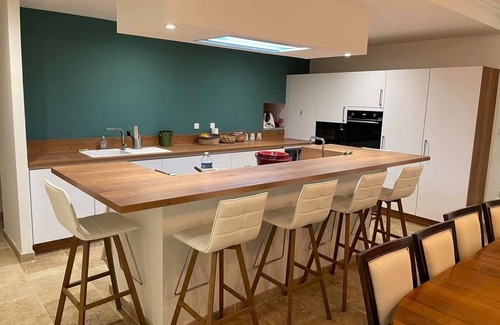Cruzy Villa | Villa avec piscine dans domaine viticole - Narbonne / Béziers / Saint-Chinian
