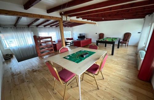 Holtzheim Appartement | Villa avec piscine intérieure