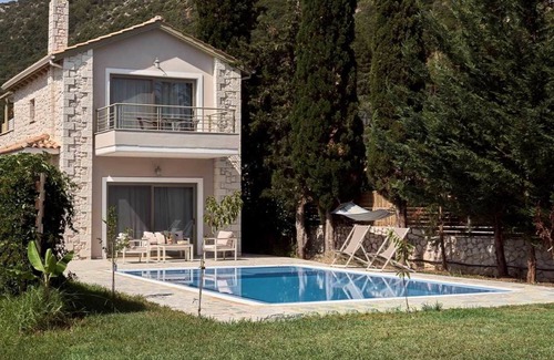 Vlicho Villa | Villa 'Avesta Private Villas - Niovi' avec vue sur la mer, piscine privée et climatisation