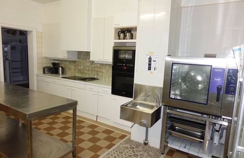 Diemeringen Cottage | GRAND GITE POUR FAMILLES ET GROUPES 50 PERSONNES PISCINE INTERIEURE CHAUFFEE