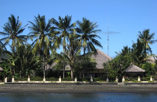 Dencarik Villa | Villa Bahagia, Lovina beach villa avec piscine privée à - jusqu'à 10 personnes