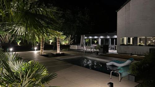 Aubange Villa | Villa Baloo avec piscine et jacuzzi