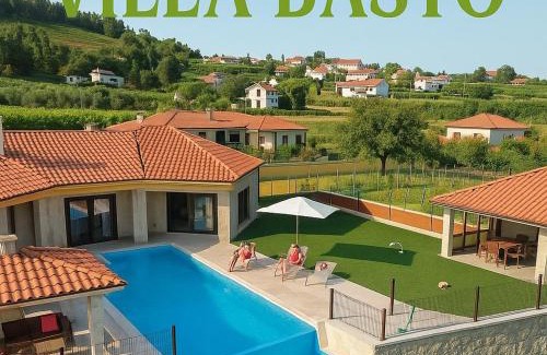 Molares Villa | Villa BASTO