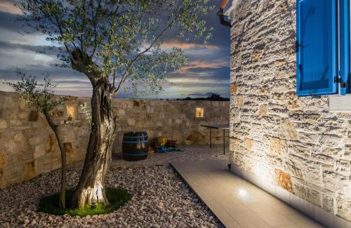 Jursici Maison | Villa Batana, a warm, private and pet friendly villa