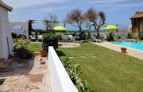 Sidi Fredj Villa | Villa accès plage piscine