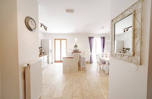 Visnjan Maison | Villa Begonia: Beautiful stone villa with large private pool
