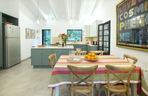 Urbanitzacio la Font Villa | CHALET BELLA FONTE - RETRAITE DE LUXE