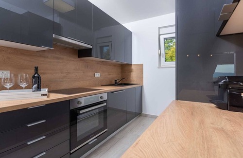 Milohnici Villa | Villa Bella Vista A - villa contemporaine avec piscine privée à proximité d'une plage