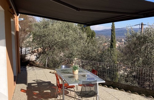 Apt Appartement | Villa Belle Vue. Beau T3 en rez de chaussé.